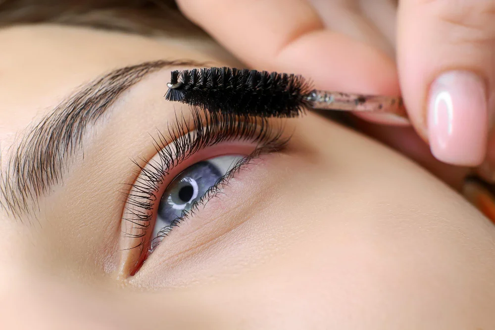 Is Eyelash Tinting Safe & How Often Can You Tint Your Lashes?